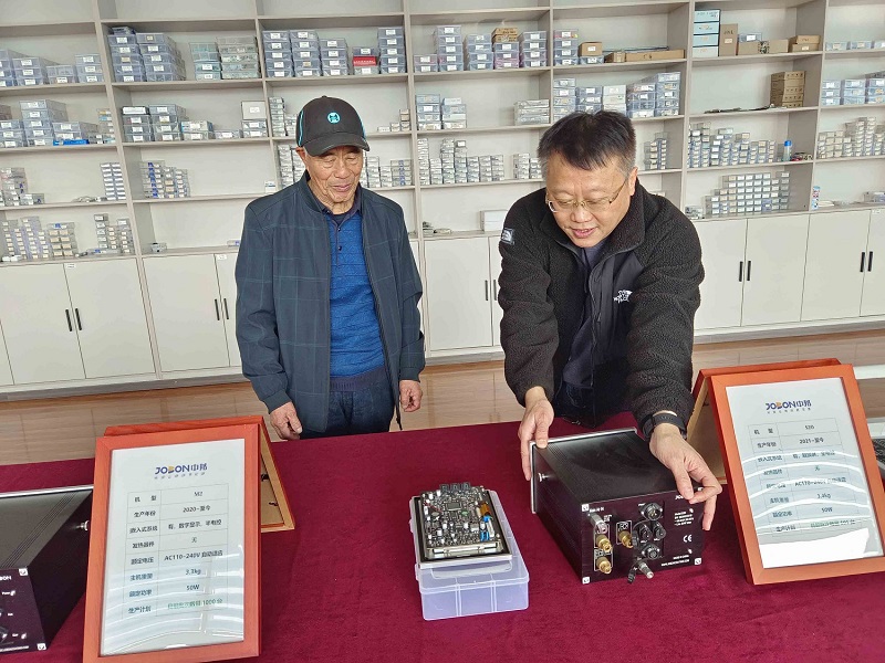老张厂长今天到中邦新厂“回家看看”